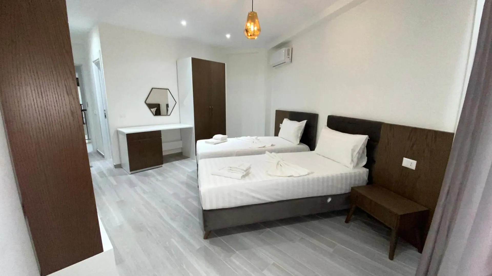 The Honeycomb Boutique Hotel Golem  5*, Golem (Tirana)