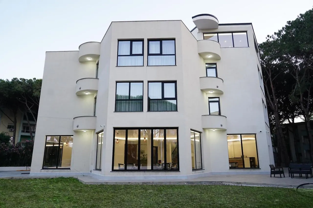 The Honeycomb Boutique Hotel Golem