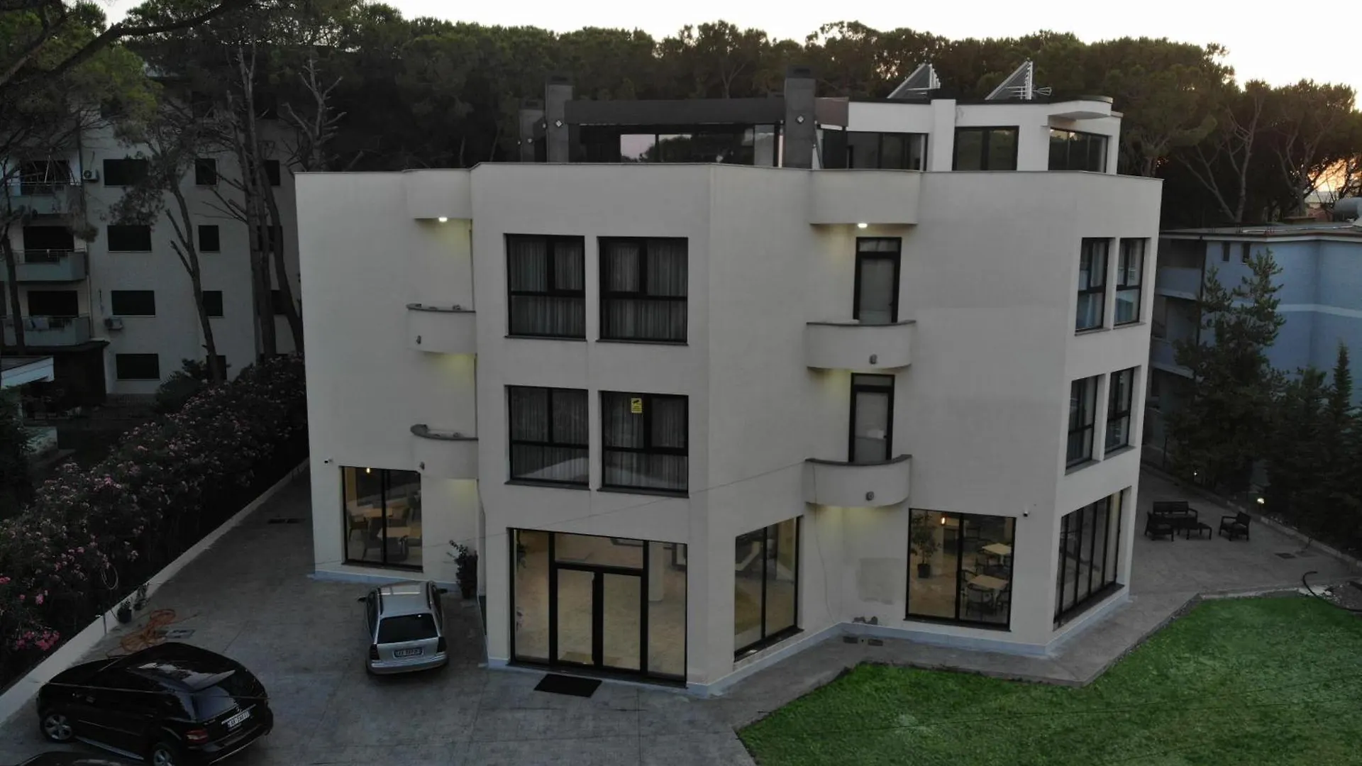 The Honeycomb Boutique Hotel Golem   Golem (Tirana)
