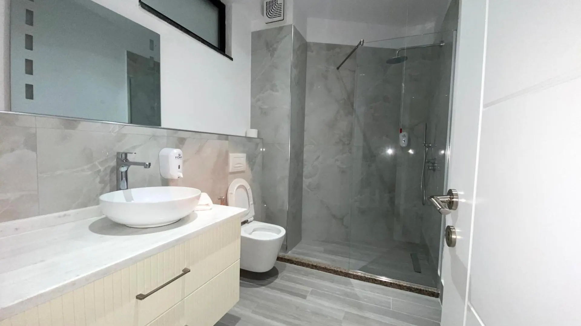 The Honeycomb Boutique Hotel Golem  Albania